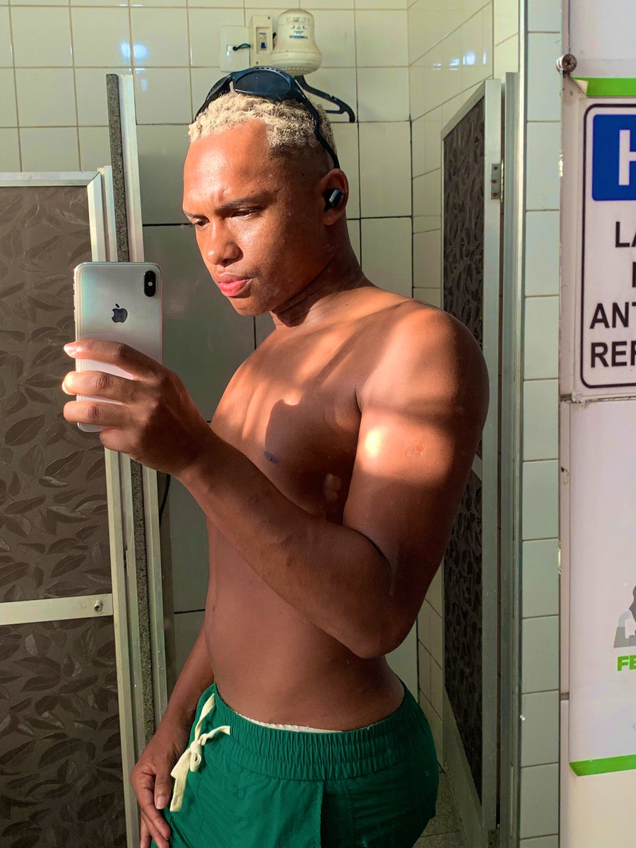 StevesAngolano's tweet image. Atualizando aqui!! 🥵