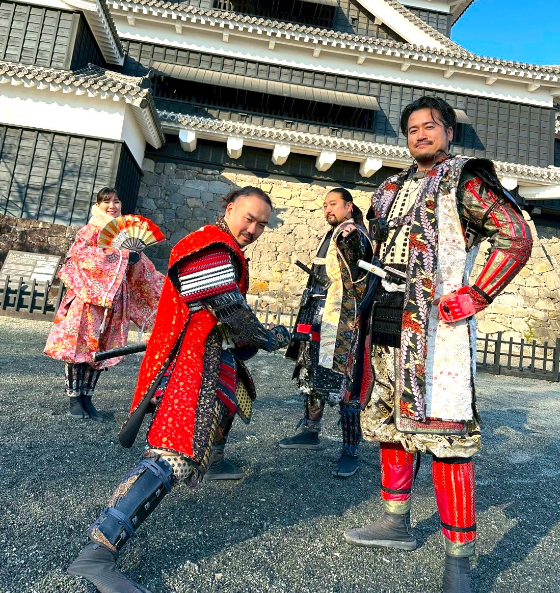 熊本城“こんにちは”武将隊！ 本日は御覧の布陣にて出陣！ 11:30〜 城彩