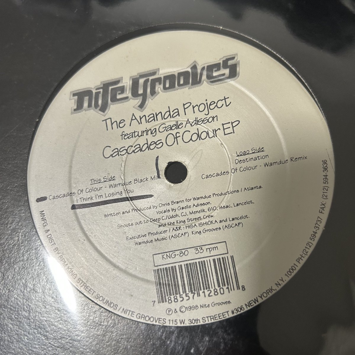 もう一枚は1998年、ジ・アナンダ・プロジェクトの1stシングルCascade