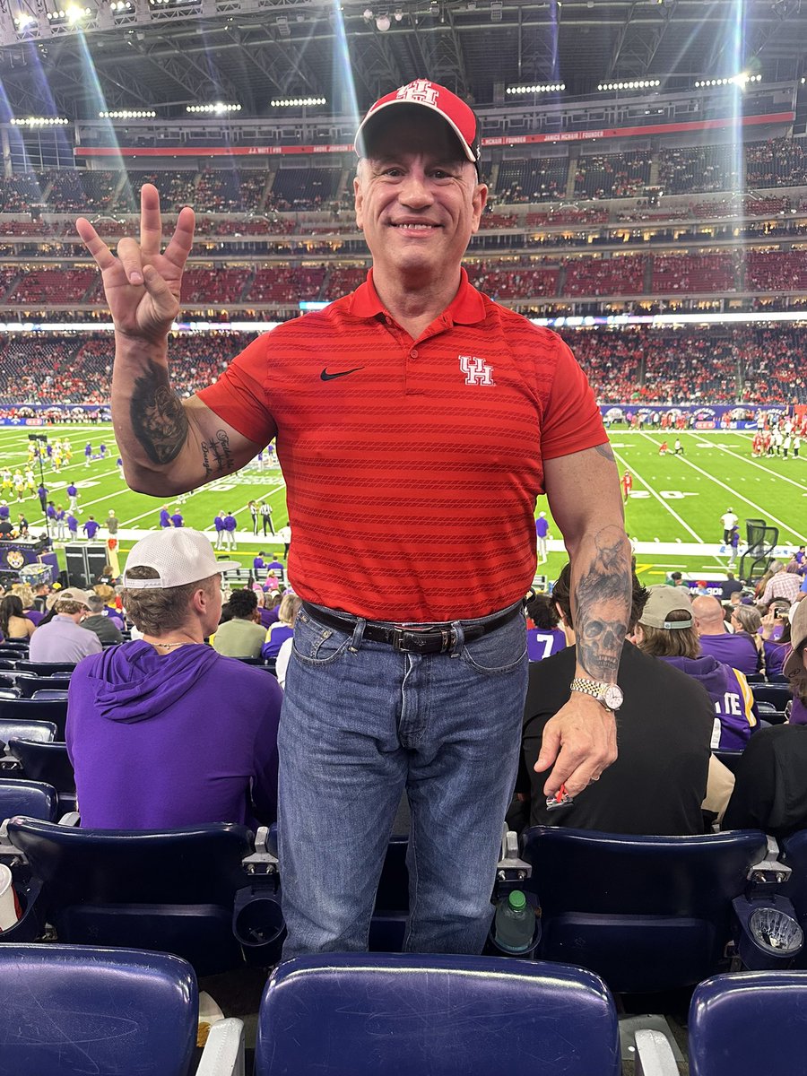 uh_shasta's tweet image. GO COOGS!!!