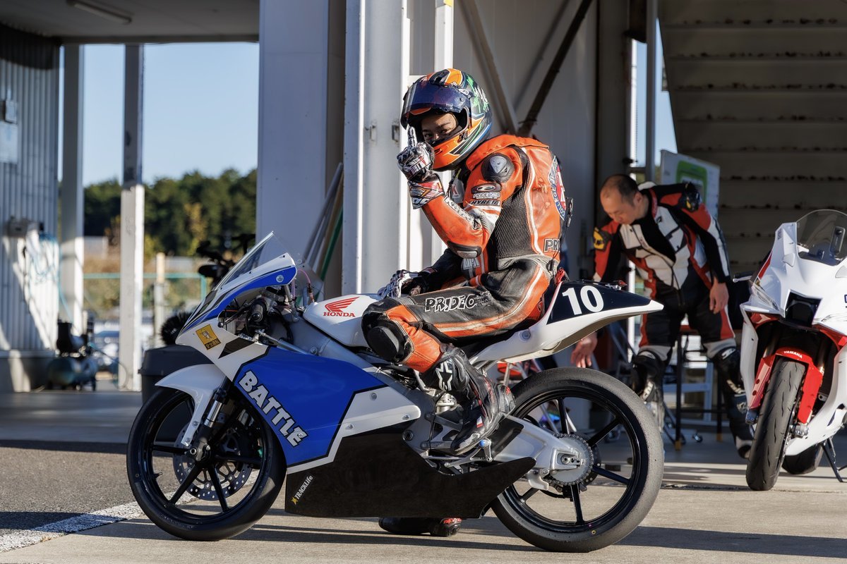 大遅刻 Kawasaki ZX-10 specs, quarter mile, lap times, performance data