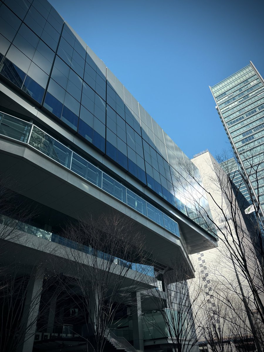 ヒカペン tweet media