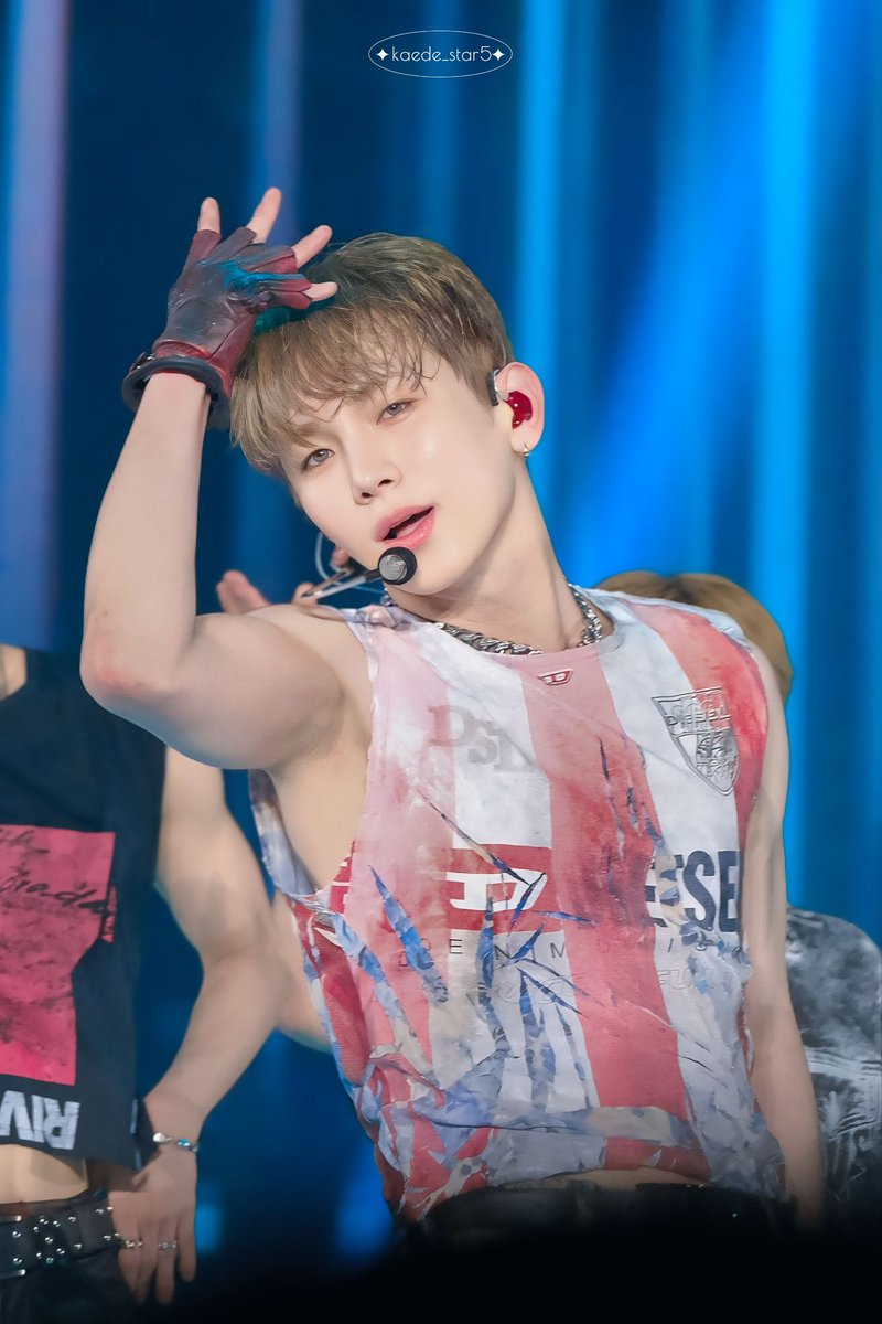 Nazbl_'s tweet photo. Delicious
#WeStandWithKey #AlwaysWithKey #SupportKey #ProtectKey #SHINee #샤이니 #KEY #키 https://t.co/9hI18NvYjs