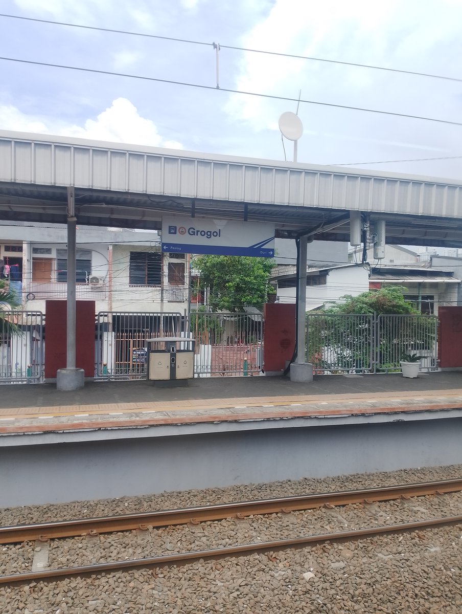 ke Grogol tapi nemu lin Tangerang, padahal jaraknya 1.000+km
maps.app.goo.gl/HZ8Mrxuv5DpXFp…