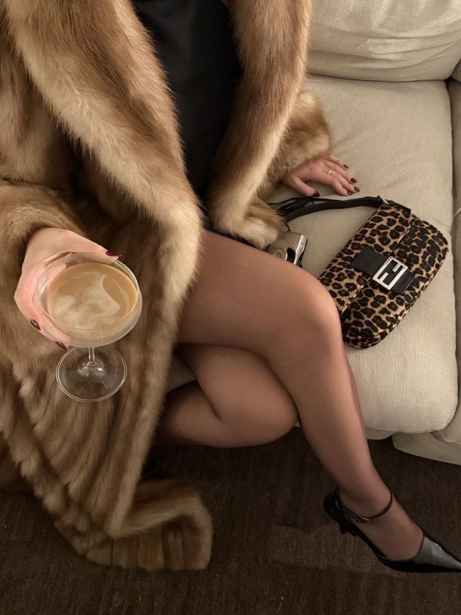 Sol (@dreamscapediary) on Twitter photo 