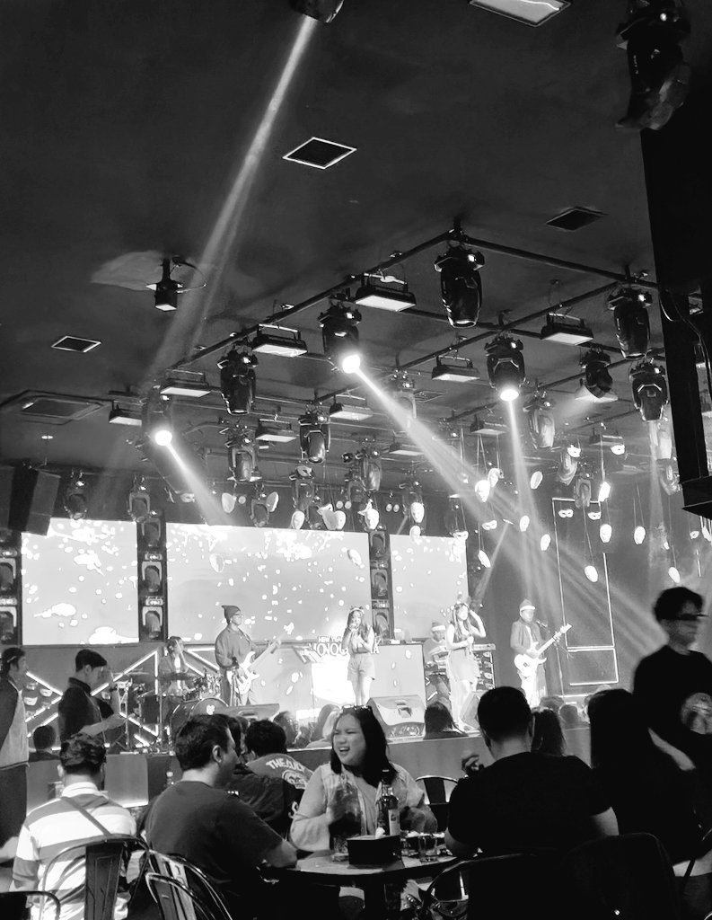 alkuntoms tweet media