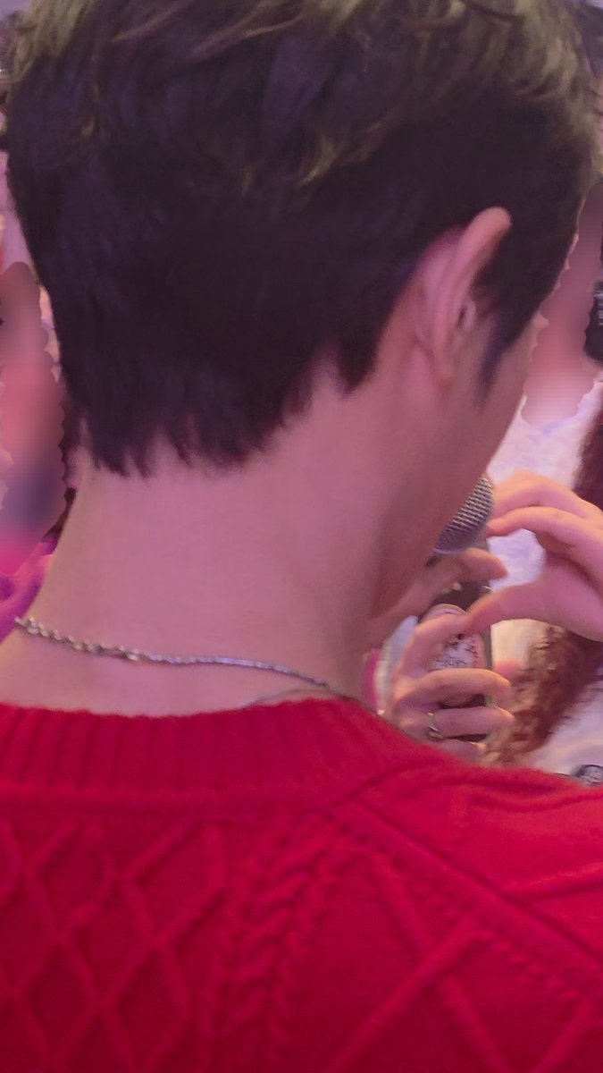 yonghwaaa_cnblu's tweet photo. 改めて…現場納めでした♡
古家さん納めでもあったwチュヨンウが素敵だったのは勿論なんだけどそれ以外が色々やらかしてて楽しすぎました!
綺麗なうなじをよかったらどーぞ🫶
ありがとう❤
#チュヨンウ #추영우 #CHOOYOUNGWOO
#WHOISCHOO #후추 #フチュ https://t.co/5eS63zYxBu
