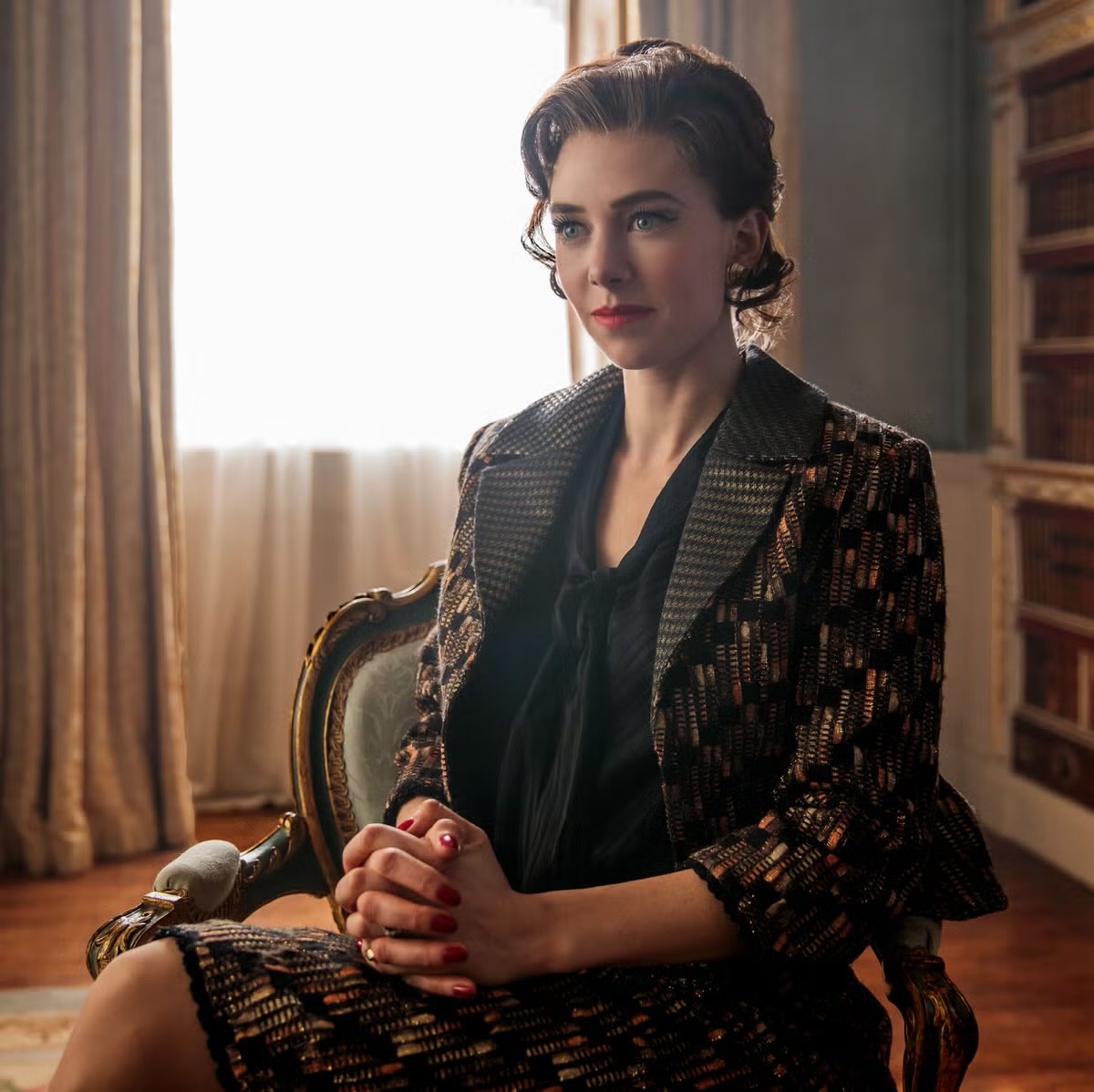 suesattorney's tweet image. same actress