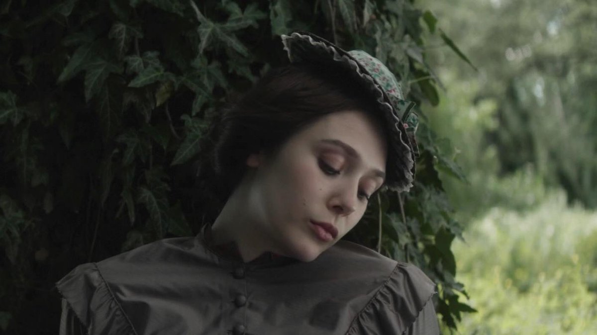 HausMaximus's tweet image. same actress