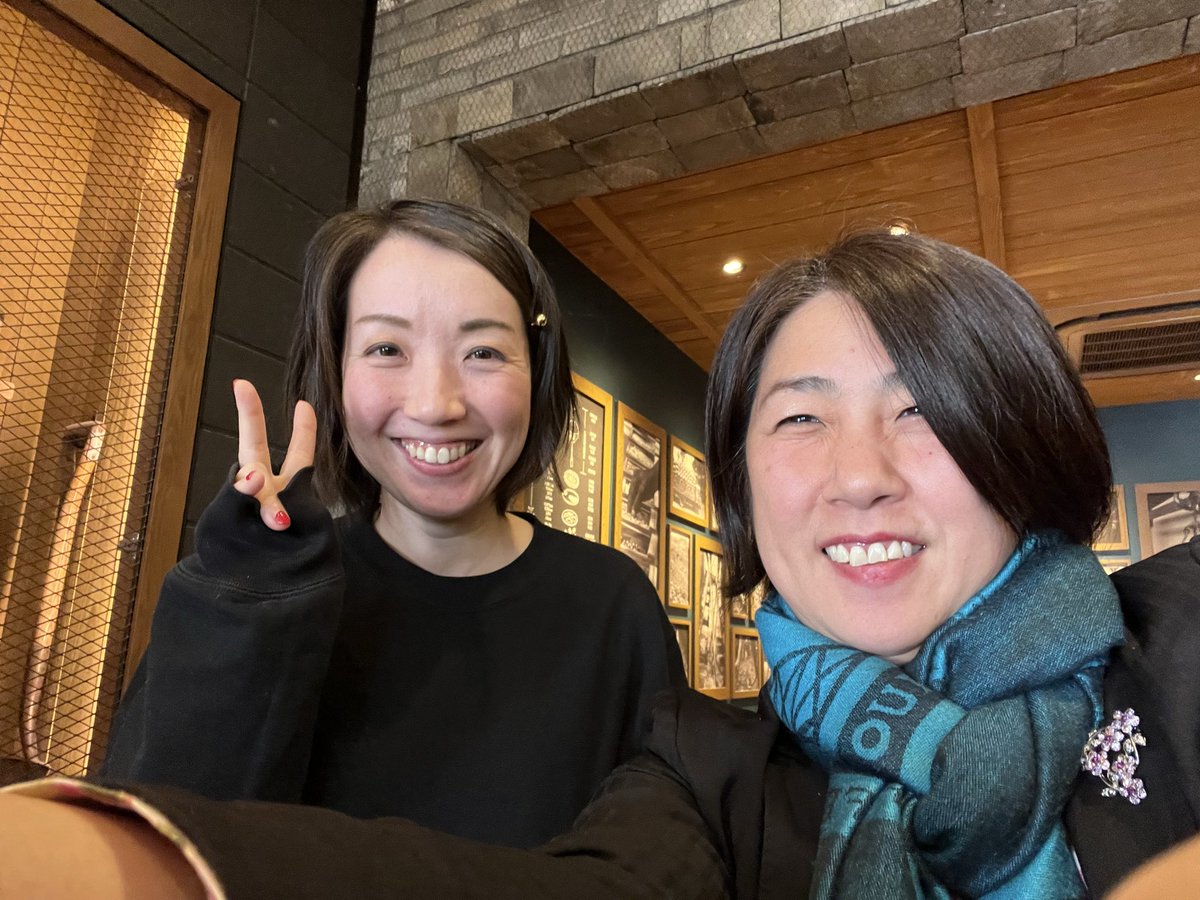 【弁天町ユース保健室】
本日助産師の原智以子さんと大阪市の高校への訪問授業を検討😊フランス式のユースクリニック活動と同じスタイルにしていけるように学校との連携を考えました🏫
あまがさきユース保健室の活動はユース食堂を軸に学校連携をしていきます😊！
＃ユースクリニック　＃ユース