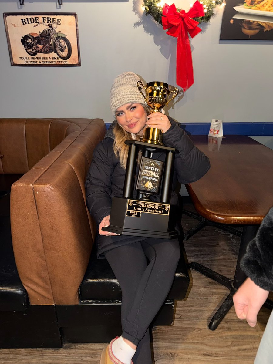 Taco Bella tweet media