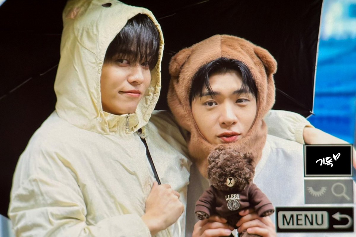 251227 케이팝투게더 pre

☂️🧸

#온앤오프 #ONF #와이츄
#와이엇 #WYATT #심재영 
#유 #U #미즈구치유토