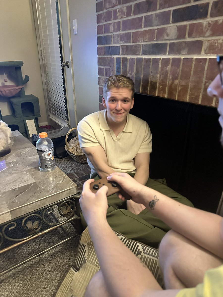 NWAPurps's tweet image. Congrats to @BearlyBlane for winning Jacbob Brew Battle #7: CentAR edition!!! He was only 1 shot deep, but managed to overcome the Sober Samuel: Terminus!

Also shoutout to team drunk (Me, EnderBen, Light Show, and John Dusty) for winning the teams side bracket! We won 3 shots!