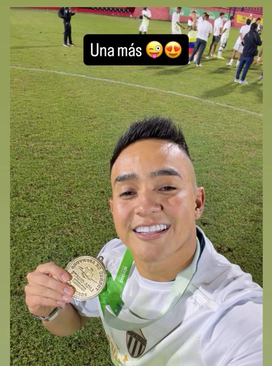 El nene en su patio 🏆🥇