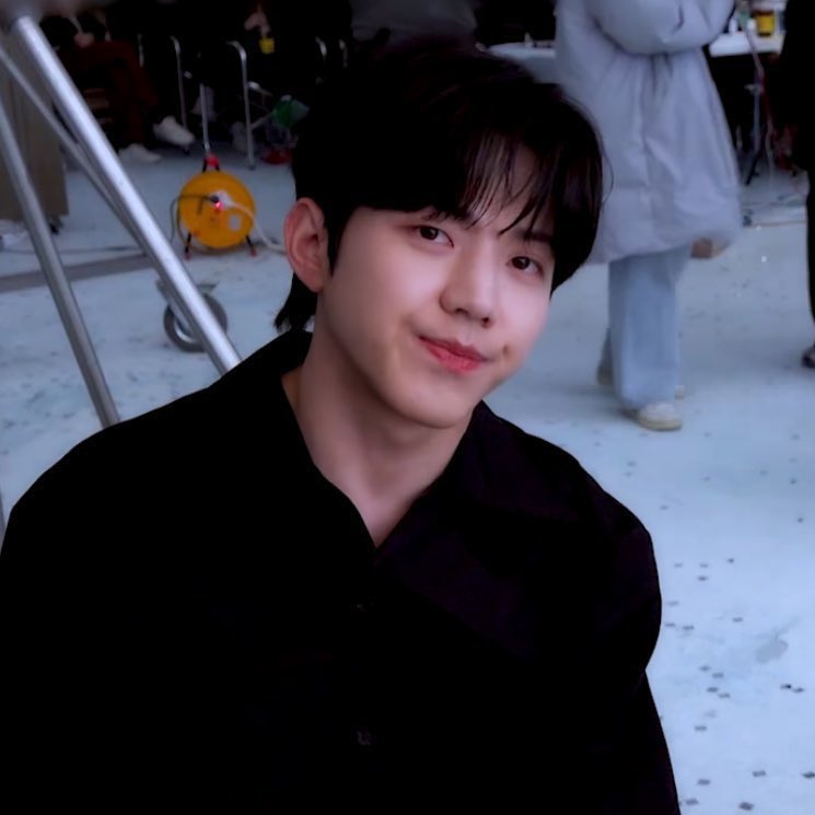 rcocobw's tweet image. 보조개🐶👈