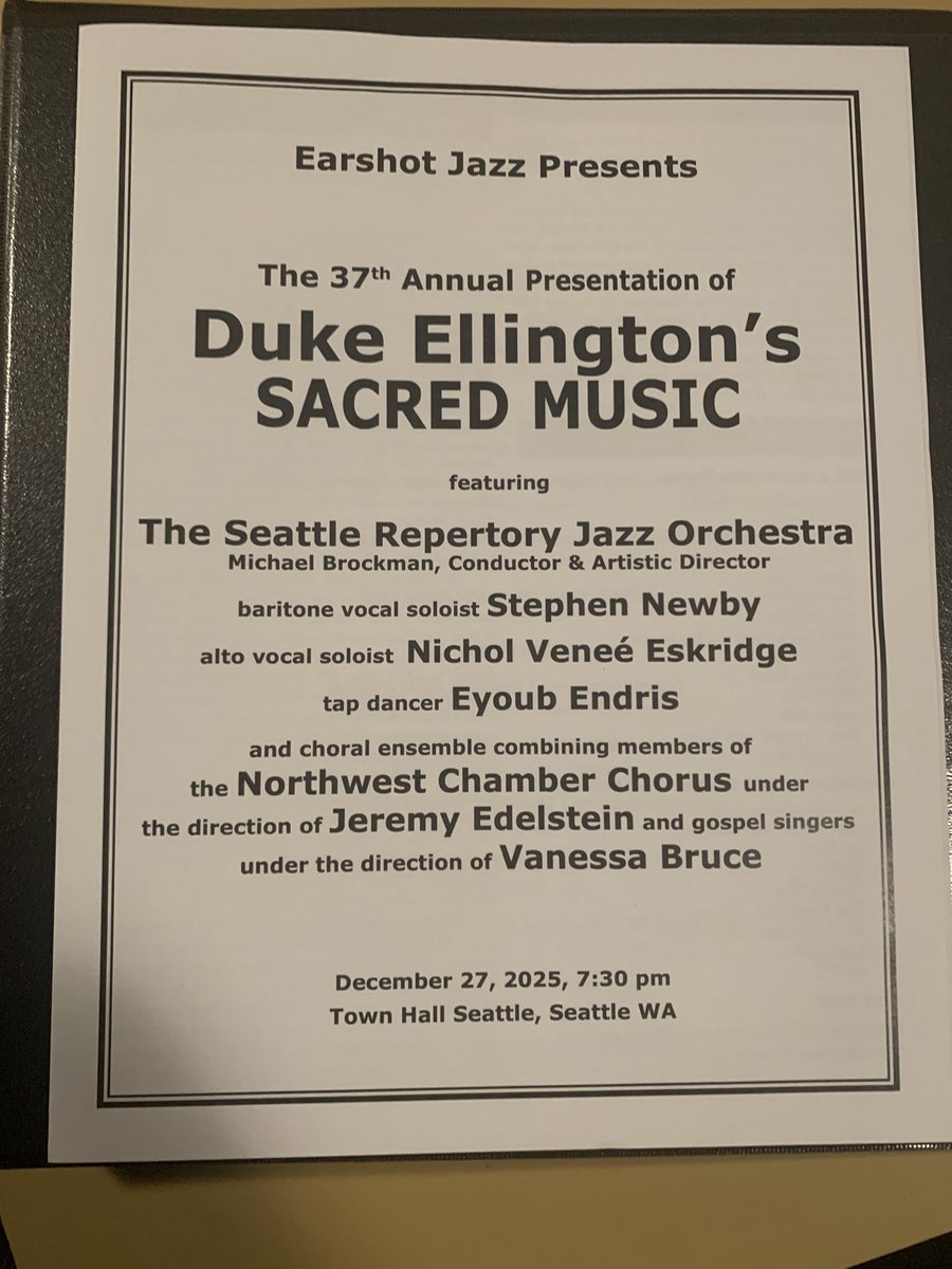gummibear86's tweet photo. Grateful to be a part of the wonderful choir for this amazing concert!!☺️ https://t.co/DhY4uFPfik