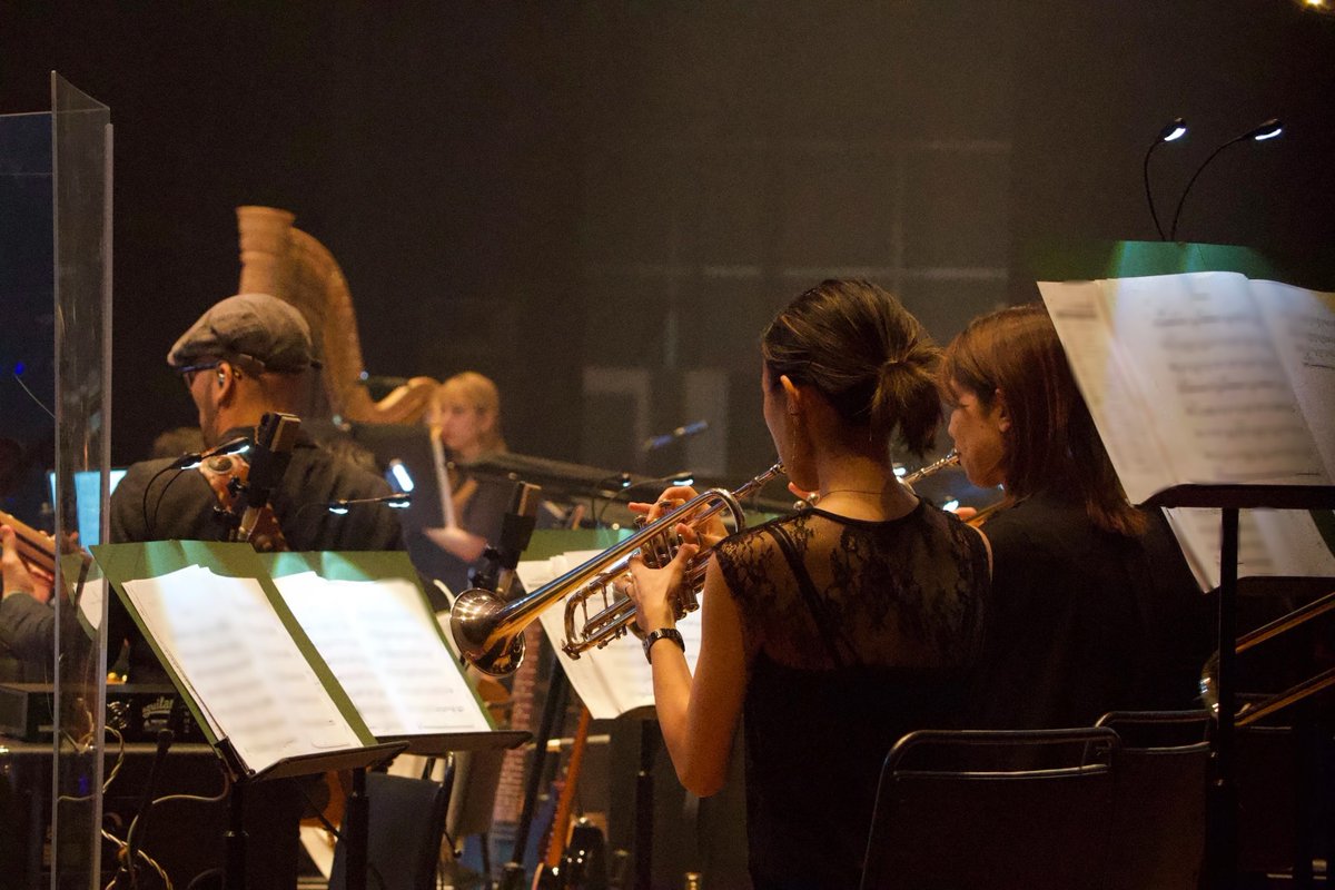 ━━*＼2025年 #グランドフィル 振返り／*━━
                 Love with the orchestra 
– Weibo Japan Special Night Autumn 2025 – ━━━━━━━━━━━━━━━━━━━━━
ジャンルを超えて、音楽がひとつになる夜🌃