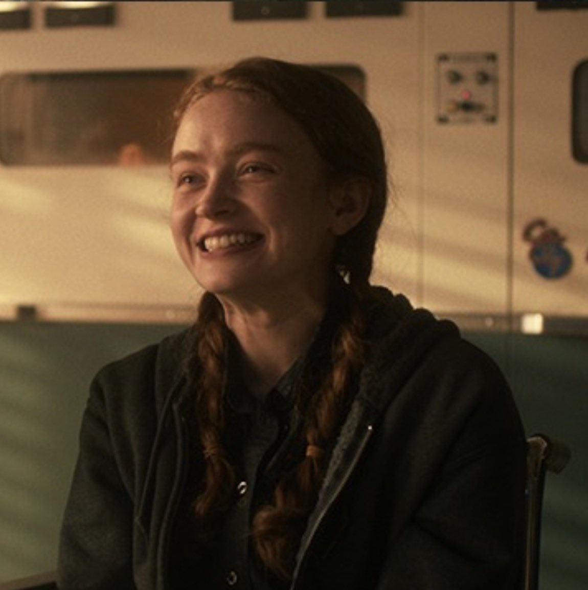 suffering is still not over but at least she’s smiling ❤️‍🩹