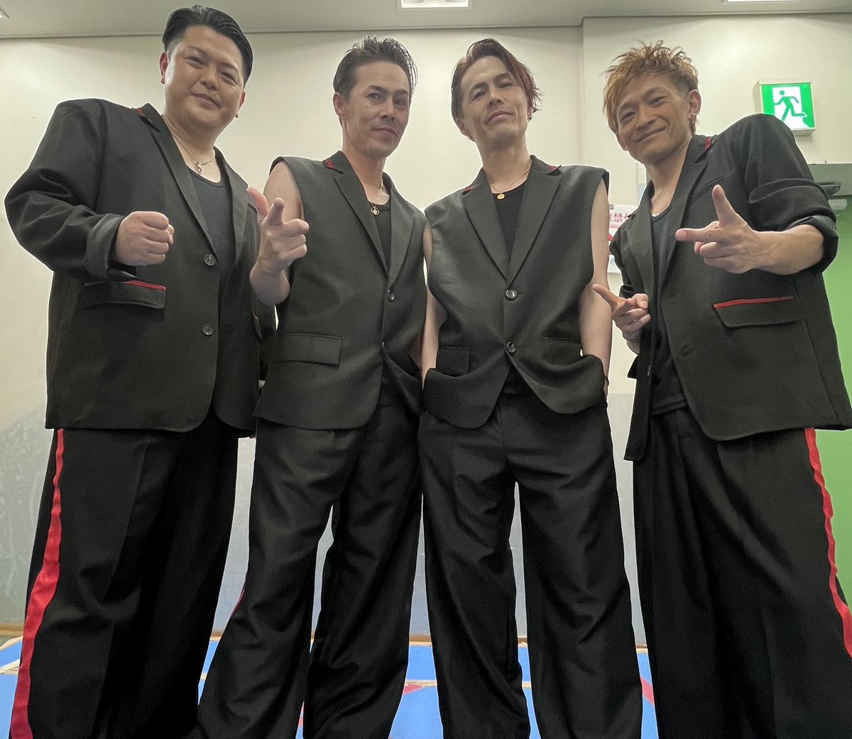 SEAMO 20th Aniversary Tour 東京公演
久しぶりに4人でバックダンスで出演させて頂きました✨

最高に楽しかったです😊

大阪、ファイナル名古屋も4人で出演します！全力でバックアップさせて頂きたいと思います🔥