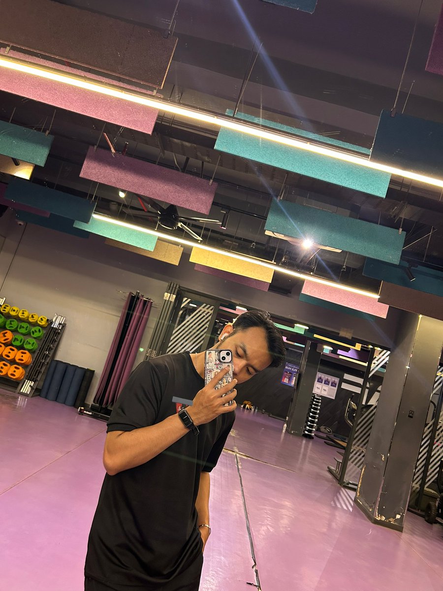 chococuddle's tweet image. Jadi jarang aktif X , males gara2 muter-muter terus 🗿