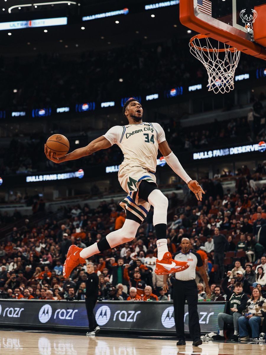 The exclamation point.