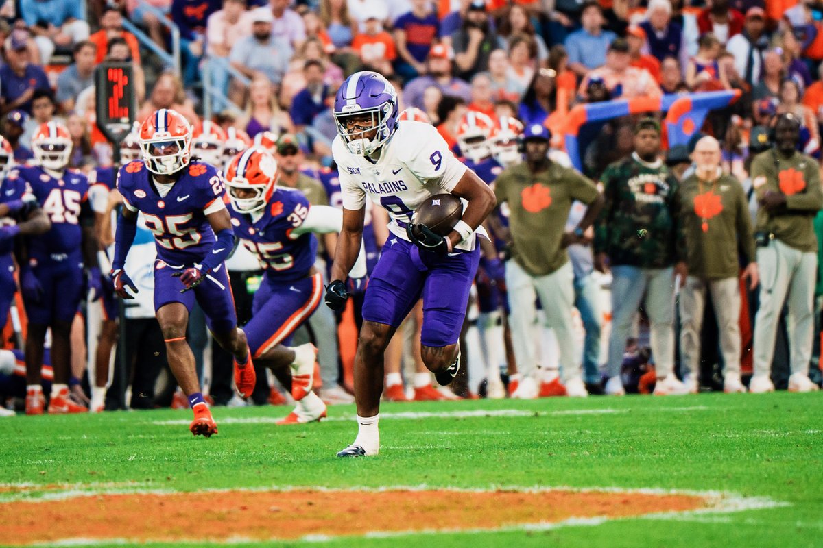 Furman WR Ja'Keith Hamilton is set to enter the portal with 2 years of eligibility, a source tells ESPN. The 6-foot-3, 206-pound Hamilton had 40 receptions for 545 yards and 5 TDs this season.