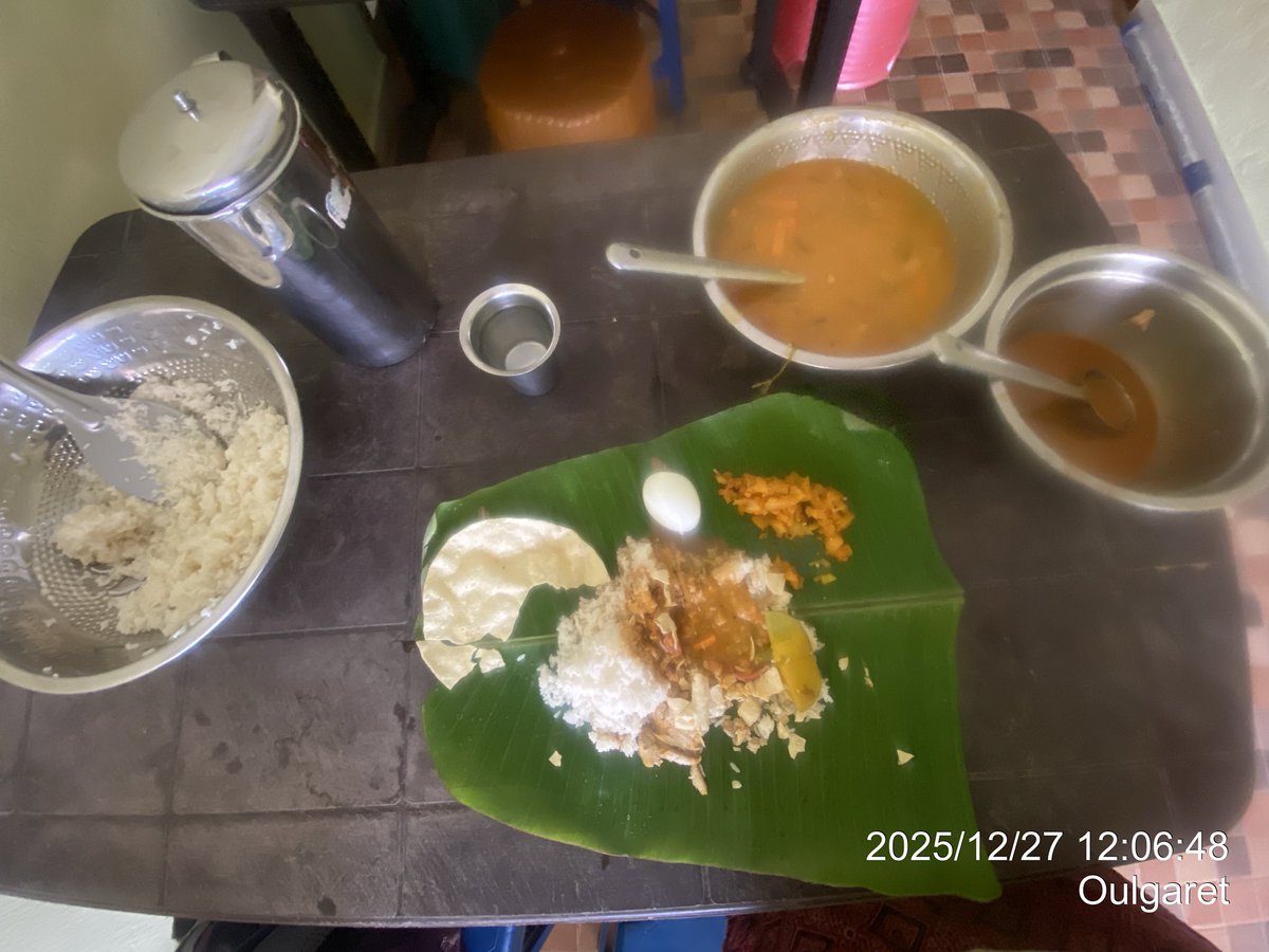 rinrinrin47disk's tweet image. 今のところ６日間で
１日平均3,693ルピー
１ルピー２円換算で7,387円

VISA、宿、交通費、食事…
に加えて、🇮🇳女性の普段着クルタ２着とタラブックスの絵本２冊含む…
#RINdia2526