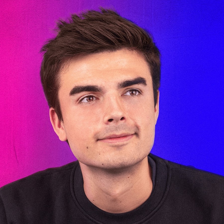 CerfiaFR's tweet image. 🇫🇷 Les 10 personnalités préférées des jeunes Français (15-24 ans)

🥇 Hugo Décrypte
🥈 Aya Nakamura
🥉 Pierre Niney
4️⃣ Antoine Griezmann
5️⃣ Theodora
6️⃣ Louane
7️⃣ SCH
8️⃣ Philippe Etchebest
9️⃣ Soprano
🔟 Omar Sy

(IFOP)