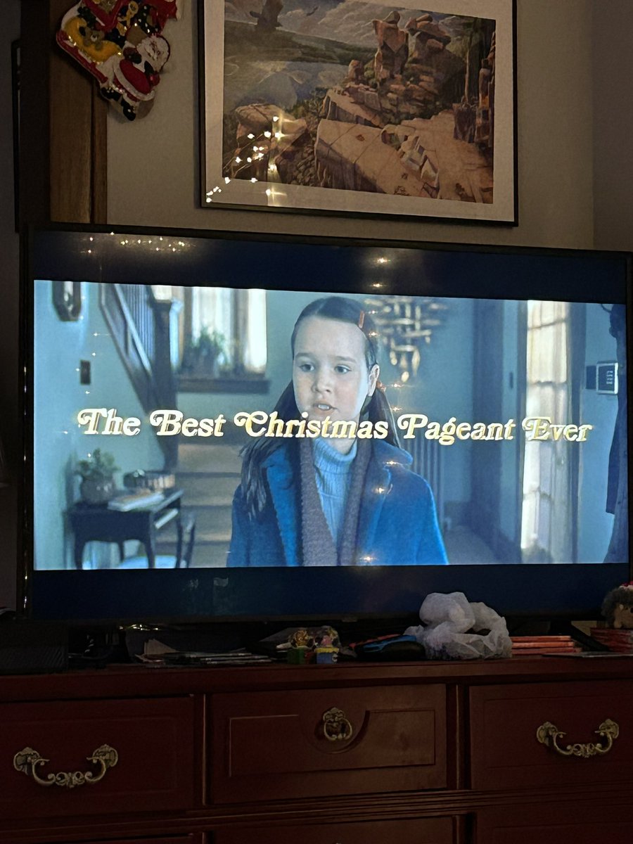 B___Rizzle's tweet photo. Forgot to tweet along with it, or take many pictures, but had a great time tonight with my third annual Christmas movie triple feature. This year it turned into a ham/board game party as well. https://t.co/pTGU6NQrDm
