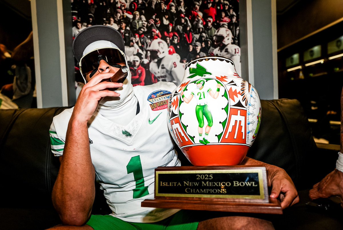 The American tweet media