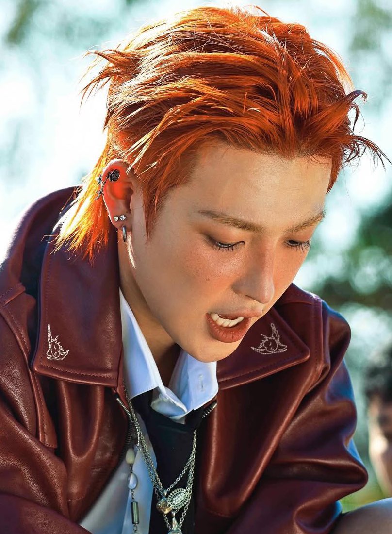 minjoongcrumbss's tweet image. fire🔥                                         ice❄️