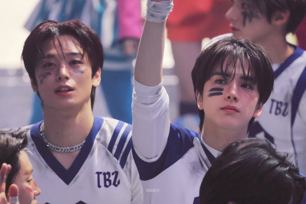 juyQmi's tweet image. AT THE SAME DAMN TIME