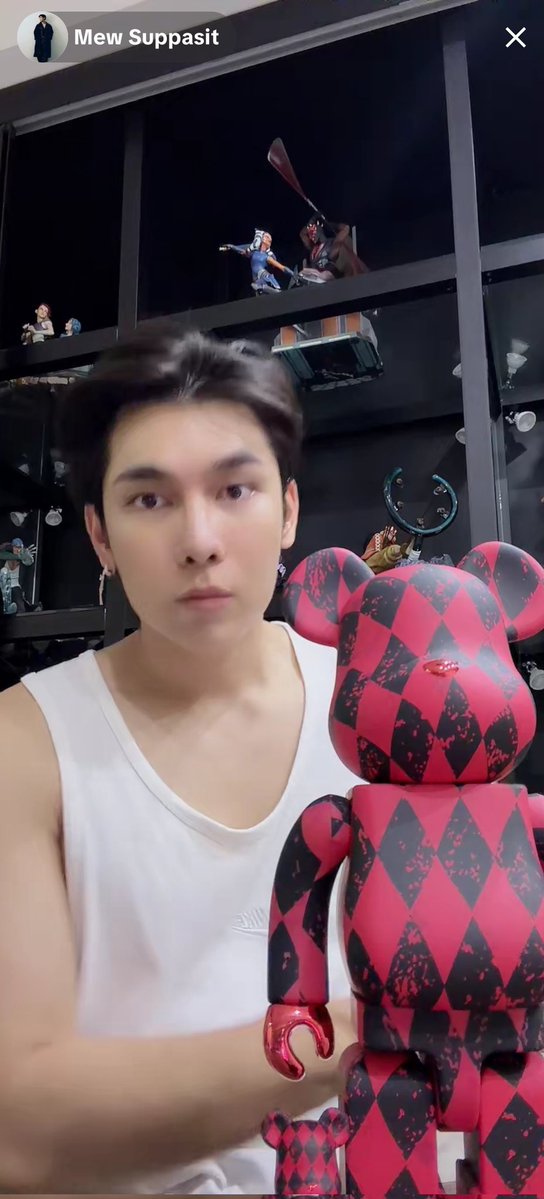 umekonojiyucho's tweet image. 久々のTikTok Live🎶
諸事情で音無しでチラ見してたんだけど、新曲のこととか伝えてくれたようで嬉しい♥️年の瀬の開封の儀とかちょっと縁起いいよね🤭
@MSuppasit  #MewSuppasit