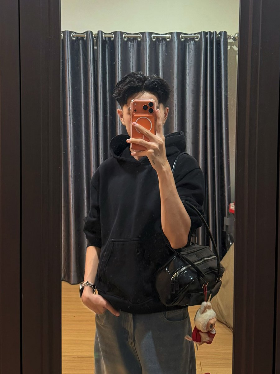 FluKefiXX03 tweet media