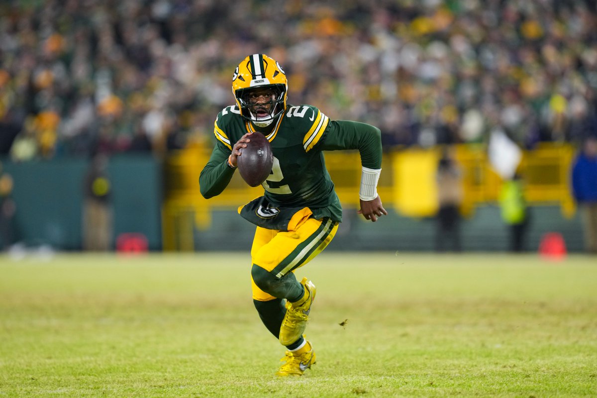 Malik Willis appreciation 👏

🧀 18-of-21 passing
🧀 348 total yards
🧀 3 touchdowns

@packers | ...
