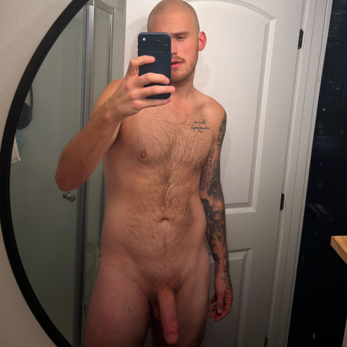 B (18+ content) LA tweet media