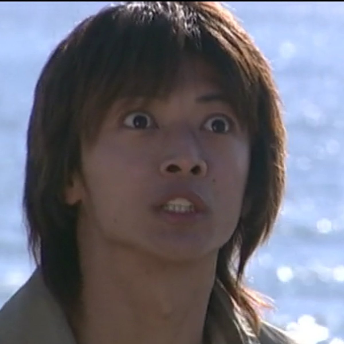 덴오 20주년이 가능성이 있다고??
덴오 벨트 재발매 나오나? 나 진짜 사고 싶은데 제발...
사토 타케루시여 제발 우릴 굽어 살피소서