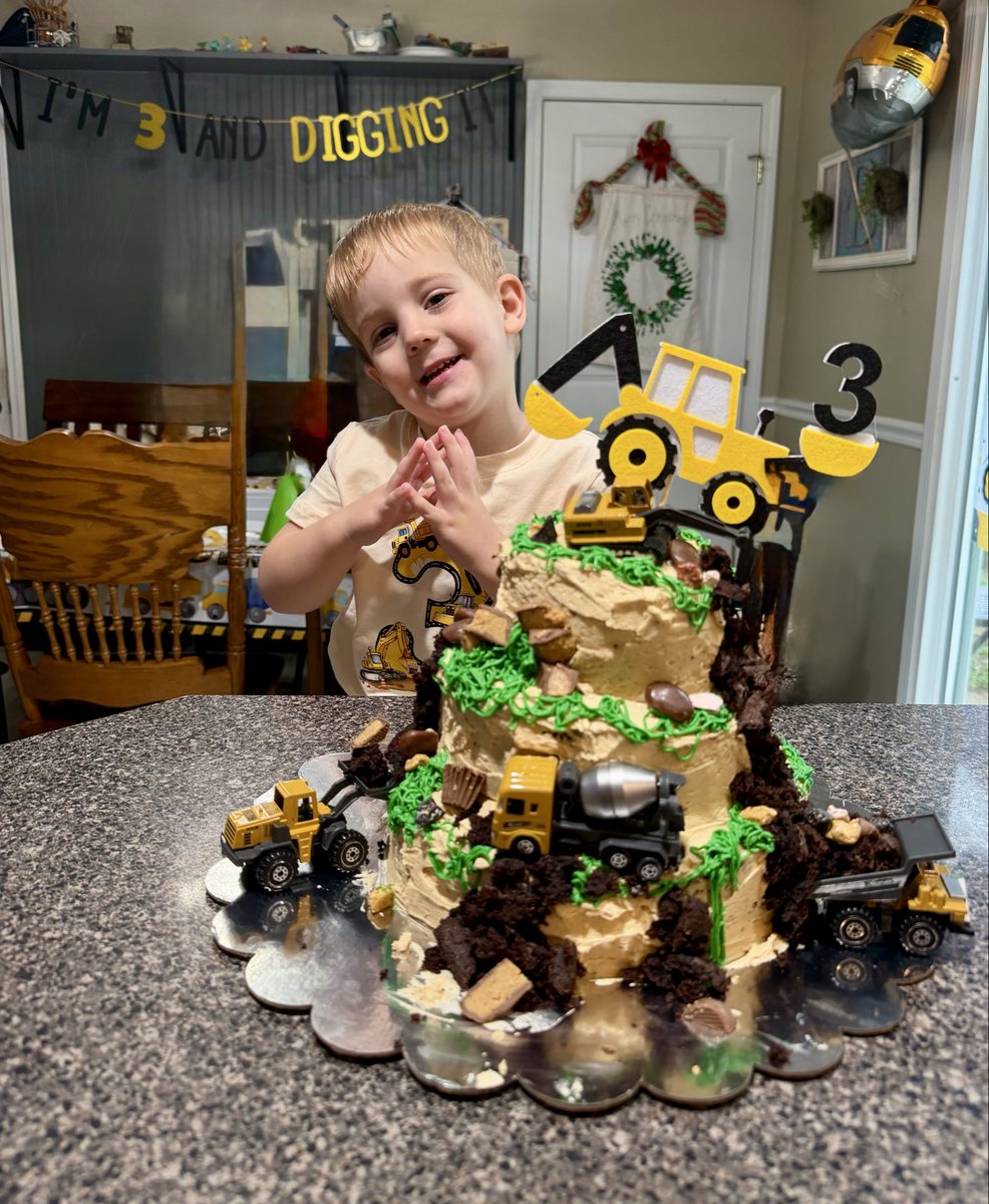 Kane Bryen tweet media