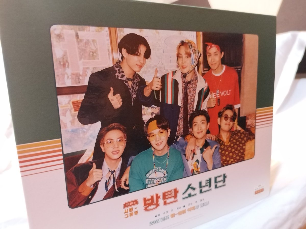 namusexybrain's tweet photo. BTS Season greetings 2021 (complete inclu)
💸1000 https://t.co/hUp7gwuyw1