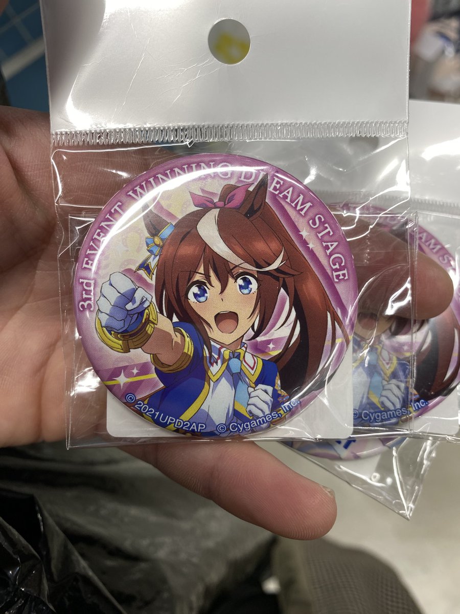 トウカイテイオー3rd缶バッジ 学割等々効かせて10%OFF 買います。