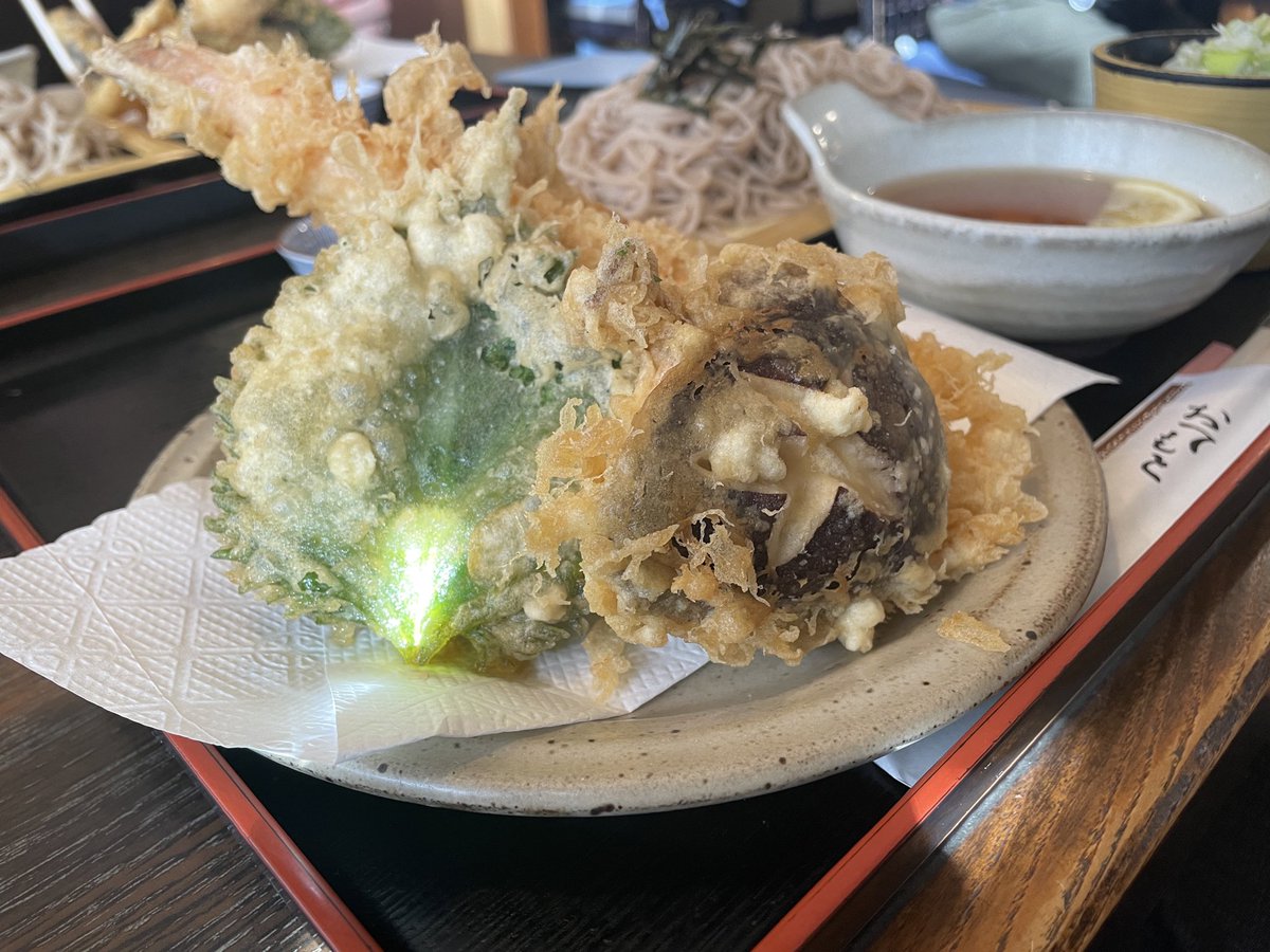 滝沢市巣子１０５−１…
「天ざるそば」を食す！
美味しゅう御座いました。。。