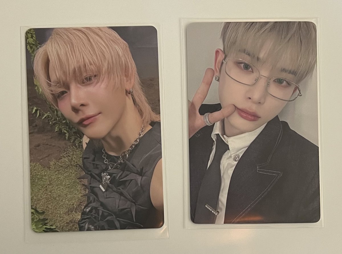 &TEAM トレカ 交換 yzy 中華 ☆譲 ・BtL 中華 予約特典：ニコラス ・月