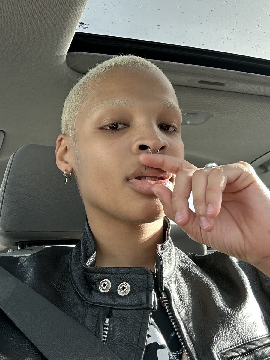 dollstarnaie's tweet image. they can’t handle us