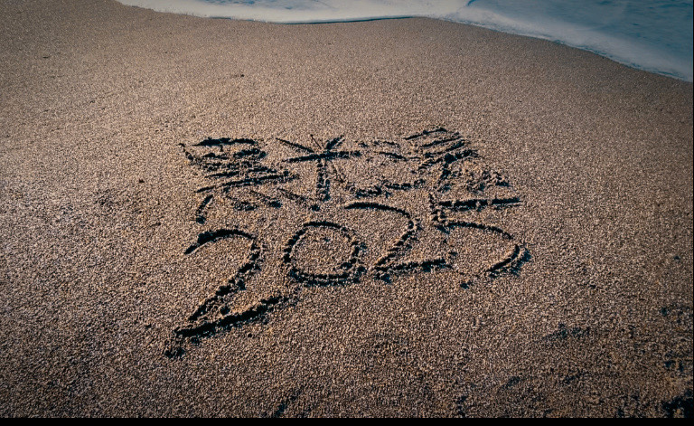 アースダム tweet media