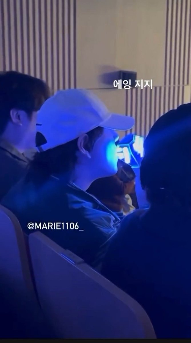 phanguints's tweet image. พฤติกรรมหมาเด็กมาก