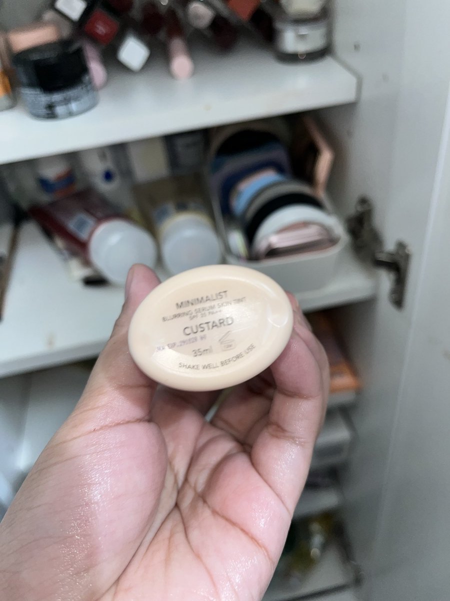 bloomingstoree's tweet photo. Wts P❤️ skintint esqa shade Custard only 80k, d jual krn salah shade (masih full) https://t.co/SounXVXZcy