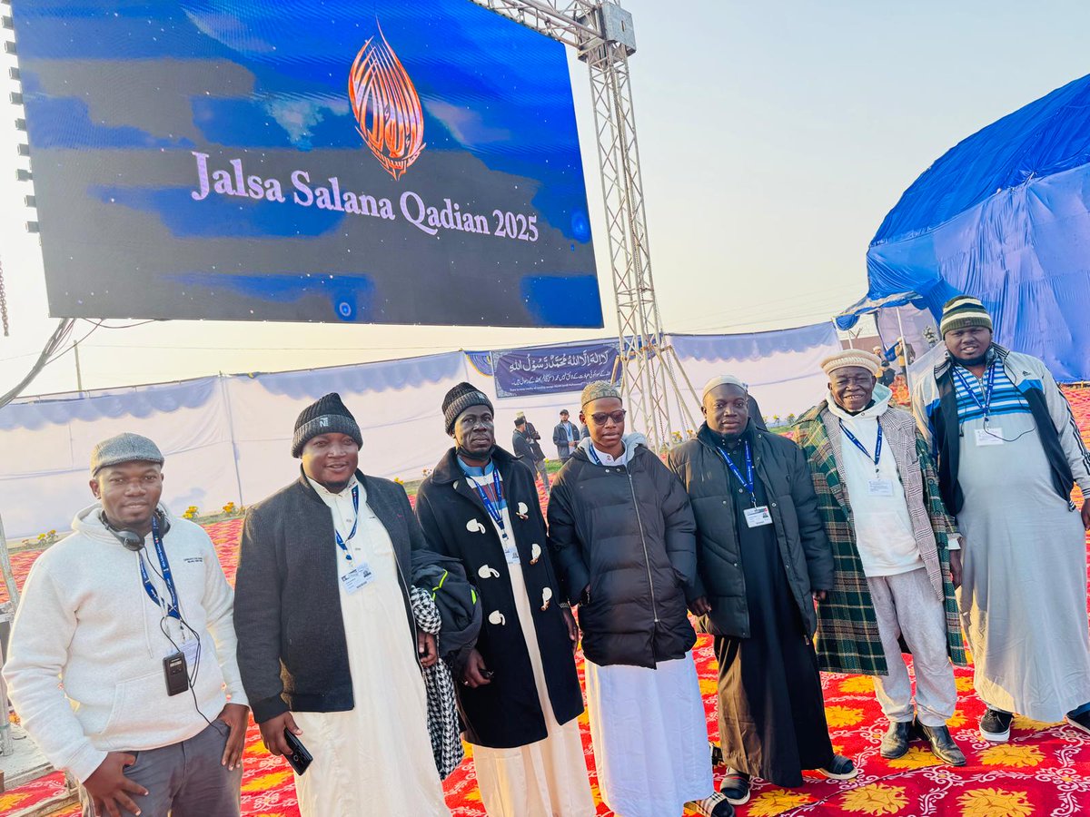 Beautiful scenes from #JalsaQadian, a phenomenal &amp; fulfilment of prophecies in support of founder of Islam #Ahmadiyya,  Hazrat Mirza Ghulam Ahmad (as) the Mahdi &amp; #PromisedMessiah whose coming was foretold by Muhammad (saw) 1400 years ago. #TrueIslam 
lightofislam.in/jalsaqadian/