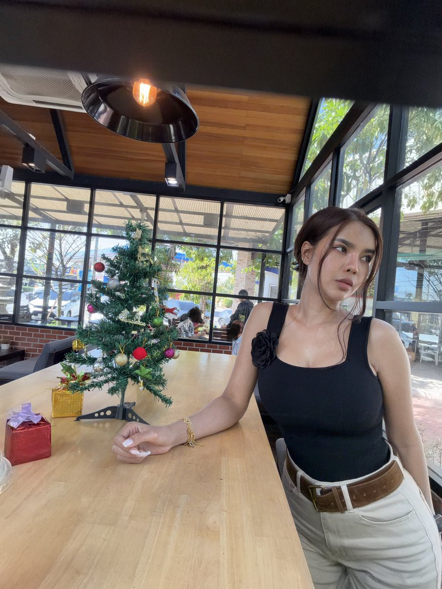 พลังงานกำลังจะหมด ง่วงมากกก https://t.co/anjTIUNBBE