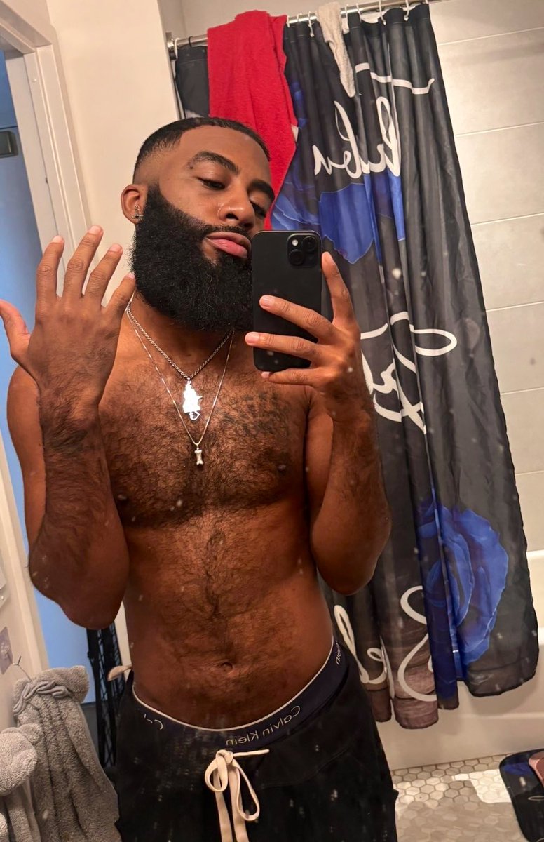 𝐏 𝐀 𝐏 𝐈 🌹 tweet media