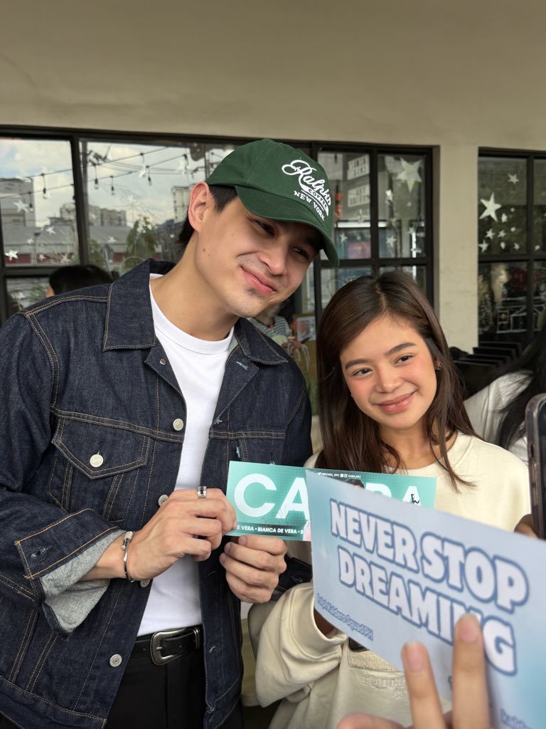ardeeel_'s tweet photo. hello @caraofc_ 🤍 https://t.co/9nupDxdGzE